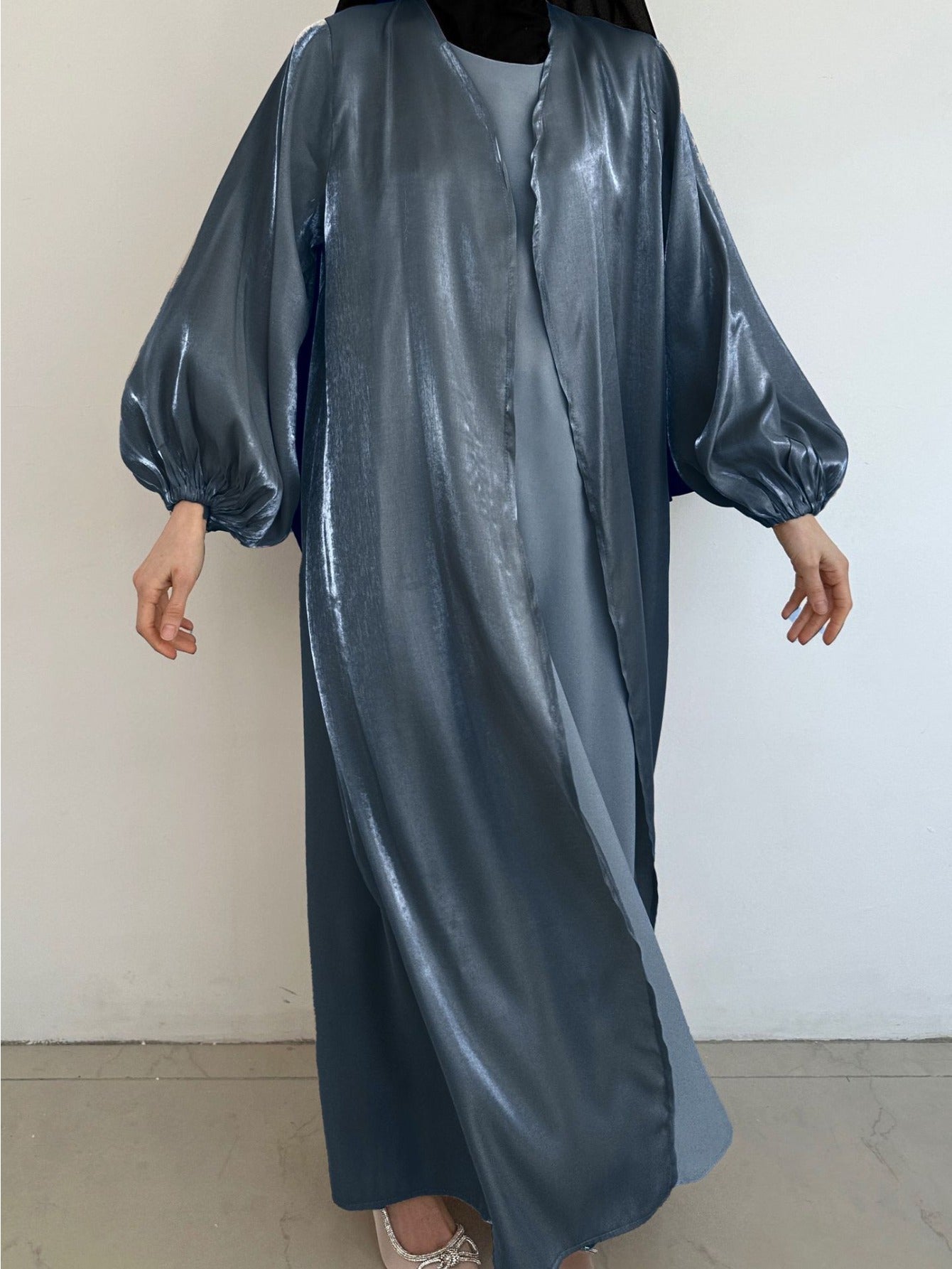 Plus Size, Middle Eastern Modest Muslim Fashionable Bright Silky Satin Solid Color Belt Bat Sleeve Arabic Abaya European and American Large Size Women's Clothing