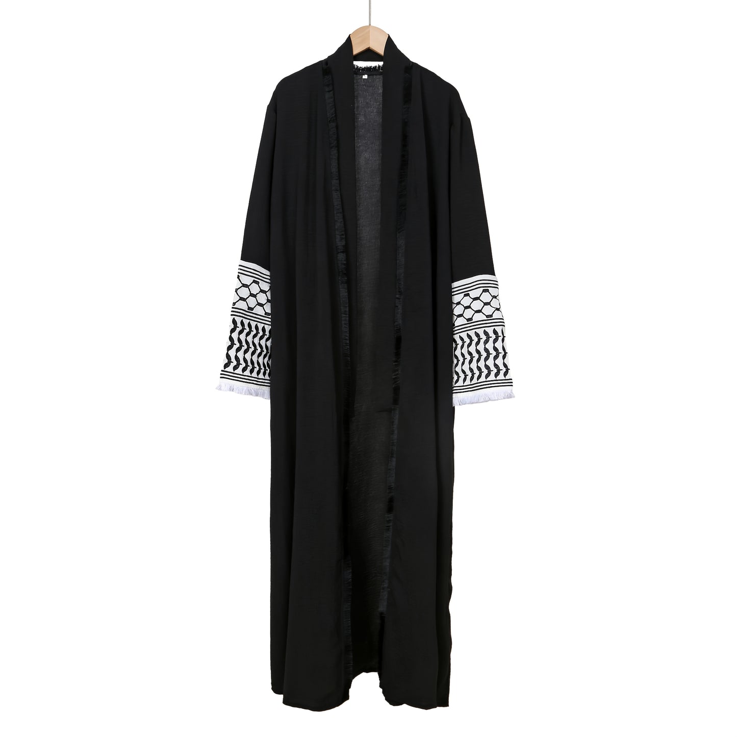 1pc Elegant Vintage Embroidered Arabic Abaya with Belt & Pockets - Black & White Geometric Pattern, Intricate Embroidery, Polyester All-Season Wear for Women, Ramadan