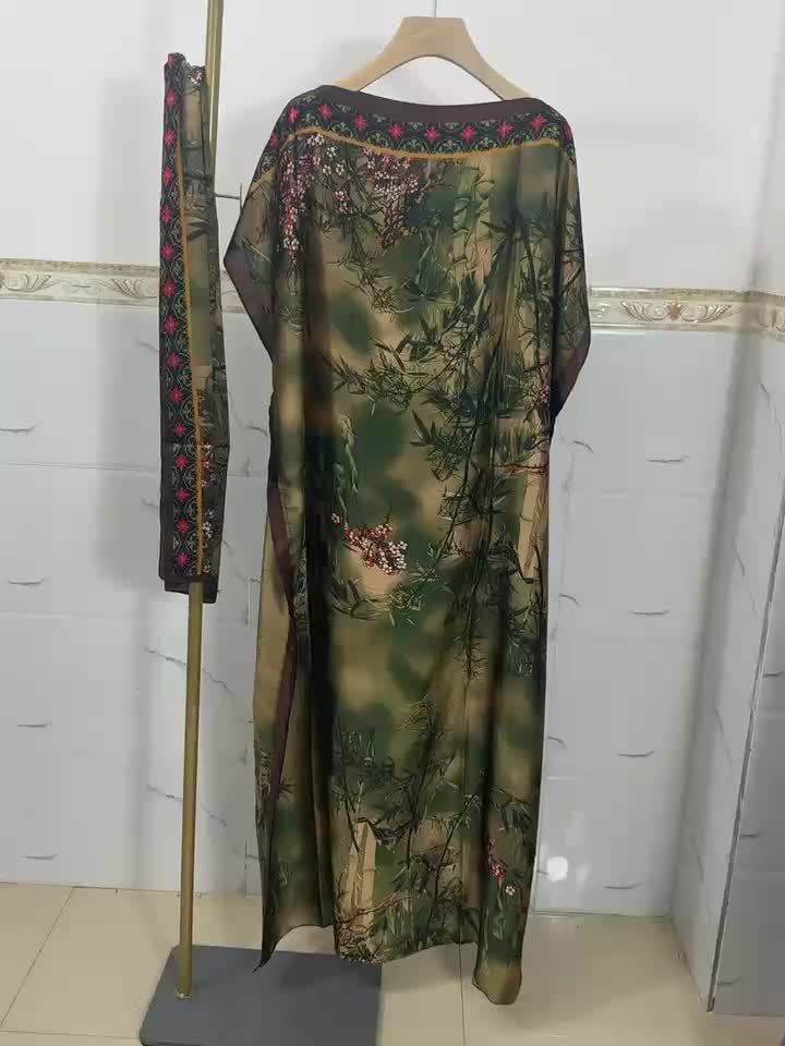 Elegant Plus Size Women's Batwing Sleeve Maxi Kaftan Abaya | All-Over Floral Print, Flowy Loose Fit, Breathable Lightweight Fabric, H-Line Silhouette for Beach, Summer