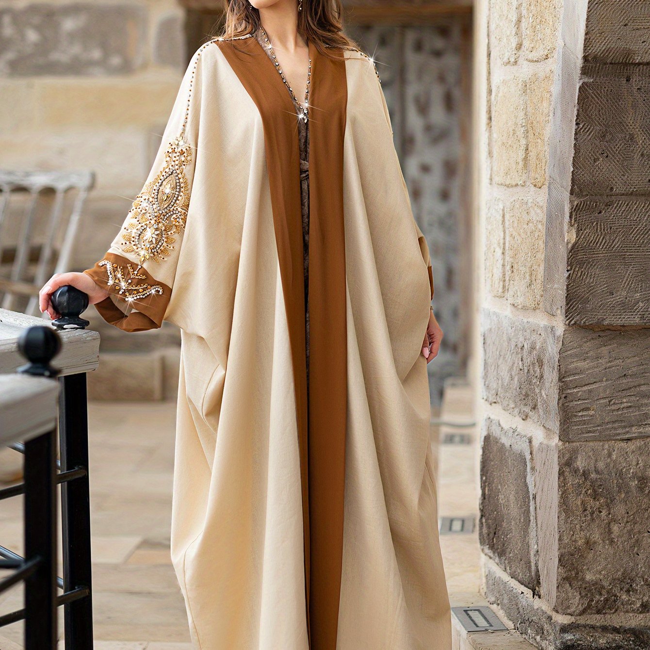Arabian Kimono Abaya Kaftan - Elegant Beige Long Sleeve Batwing Robe with Hand-Sewn Rhinestone Embellishments, Floor-Length Traditional Cover Dress for Women, Parties