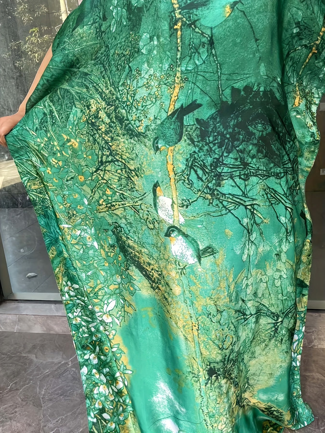 Elegant Batwing Sleeve Abaya Dress - Vibrant Green Floral & Golden Geometric Print Elegant Batwing Sleeve Abaya Dress - Vibrant Green Floral & Golden Geometric Print