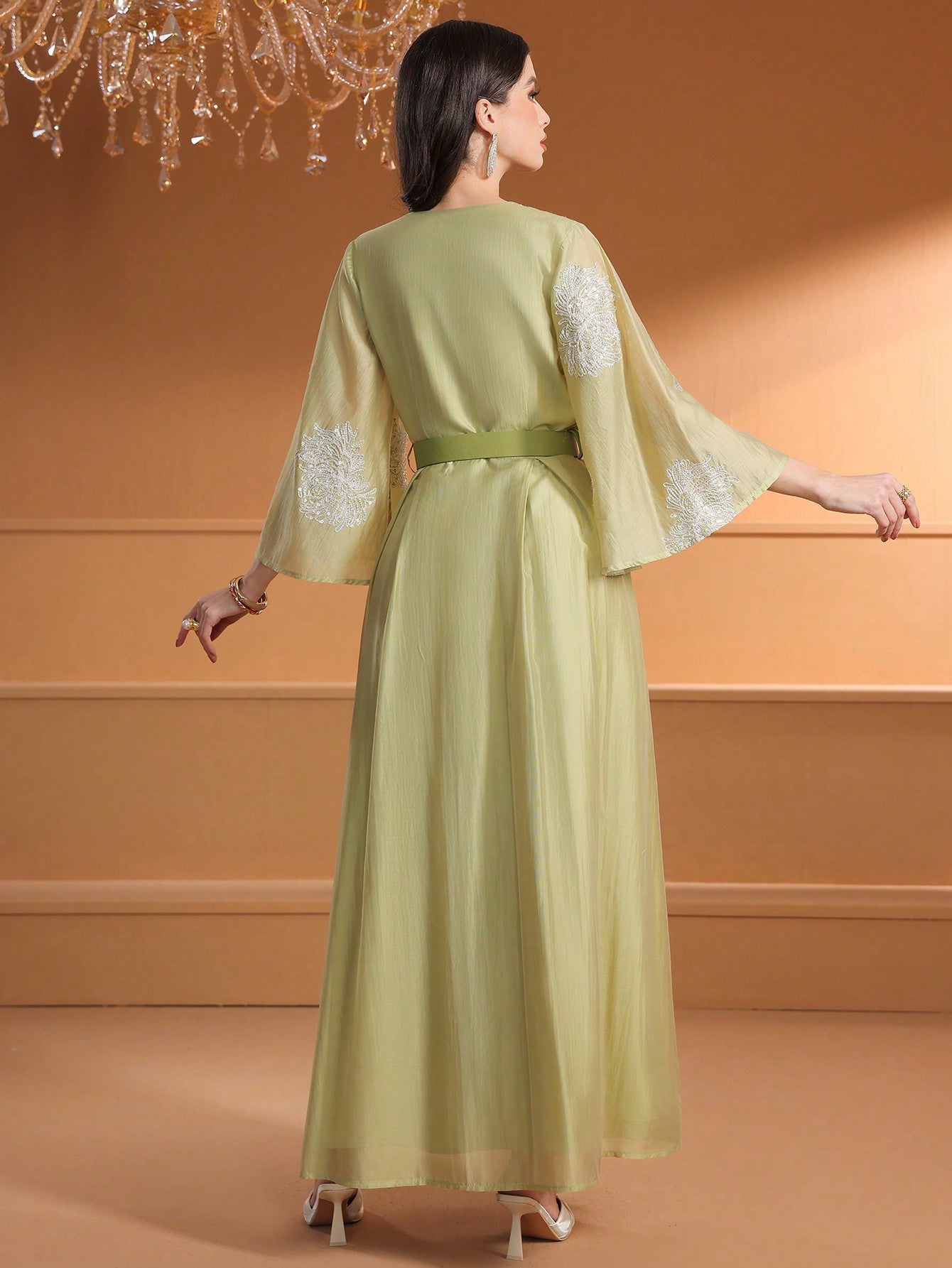 Women's Middle Eastern-Inspired Cross Neck Batwing Sleeve Modern Abaya with Adjustable Belt - Floor-Length Solid Color Formal Gown for Office, Weddings, Parties & Daily Gatherings