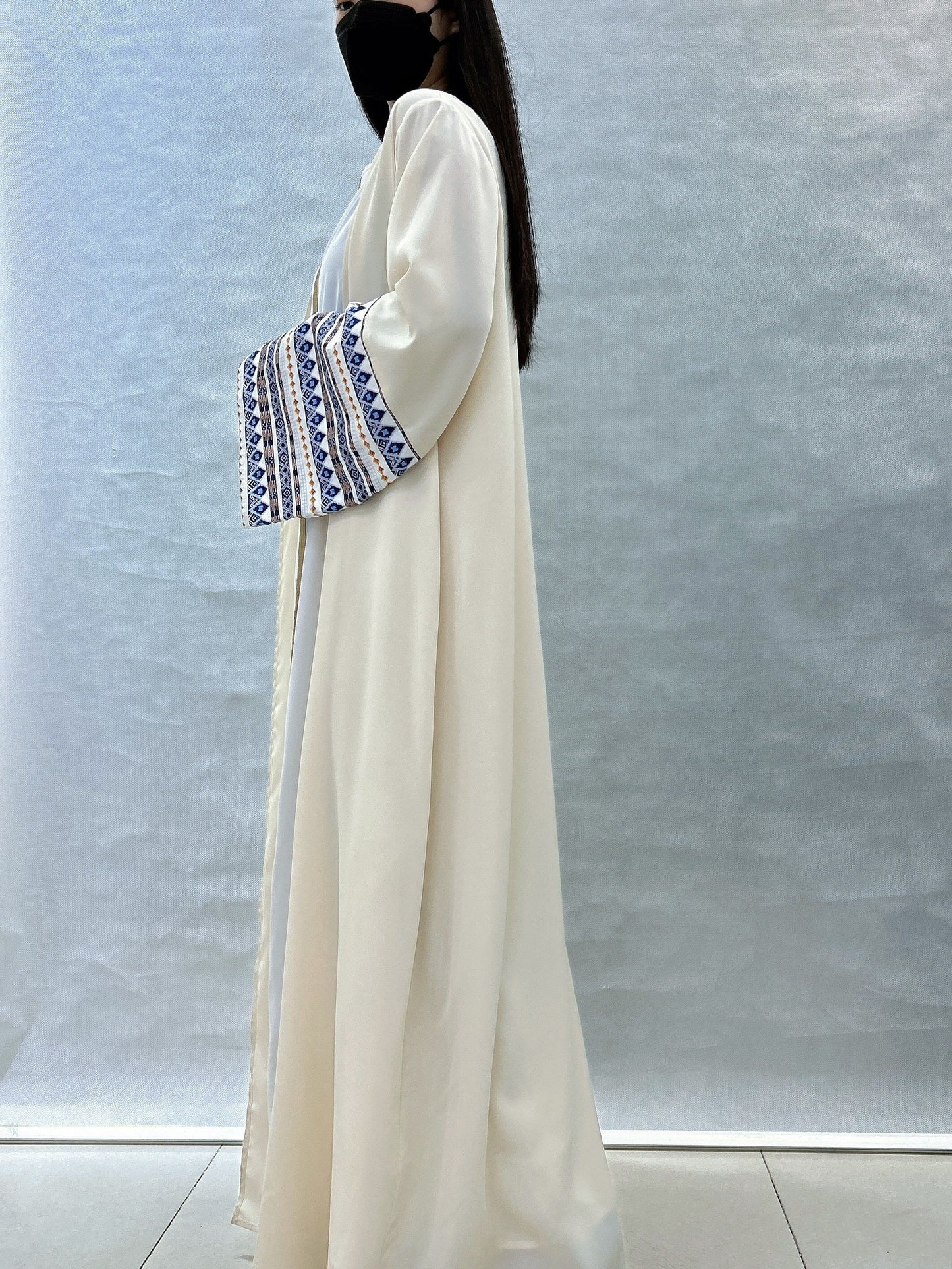 Elegant Women's Geometric Pattern Kaftan Dress - Polyester, Machine Washable, Non-Sheer Summer Abaya with Open Face Design