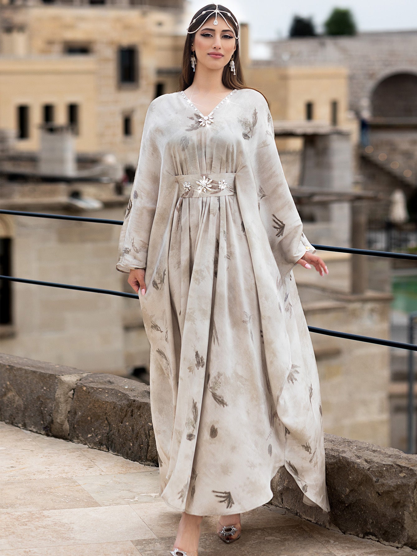 Elegant Turkish Long Tunic with Hand-Stitched Rhinestone Embellishments, Metallic Sheen Soft Fabric Abaya, Floral Pattern, Long Sleeve, Regular Fit for Women - Ideal for Parties & Gatherings, Party Attire