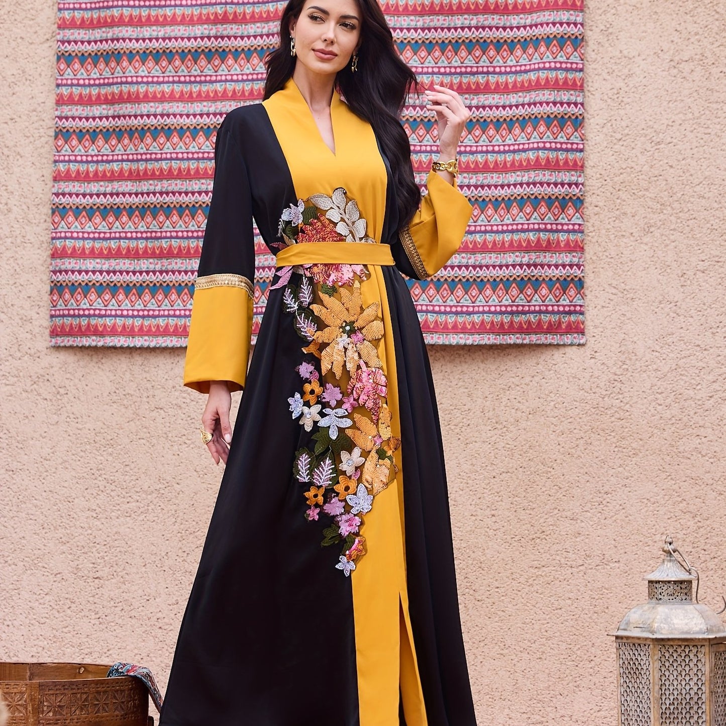 Hot Selling Black Spliced Fashion Beaded Turkish Arab Elegant Holiday Abaya Dress