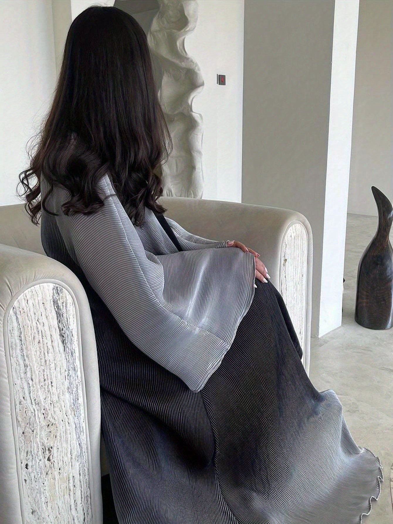 Plus Size - 1pc Plus Size Women's Elegant Abaya - Long Sleeve, Ruffle Bell Sleeves, Loose Fit Floor-Length Kaftan Dress, Non-Stretch Fabric, All-Season Wear, Casual Weekend Outfit