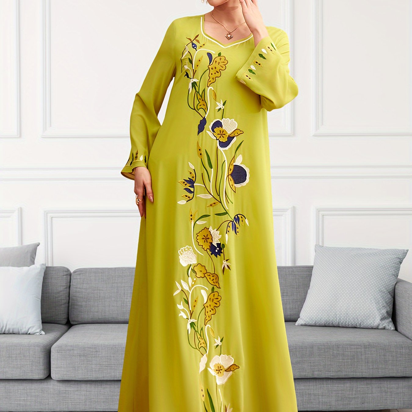 Elegant Embroidered Long Sleeve Maxi Baju Abaya - Polyester, Machine Washable, Non-Stretch Fabric for Women