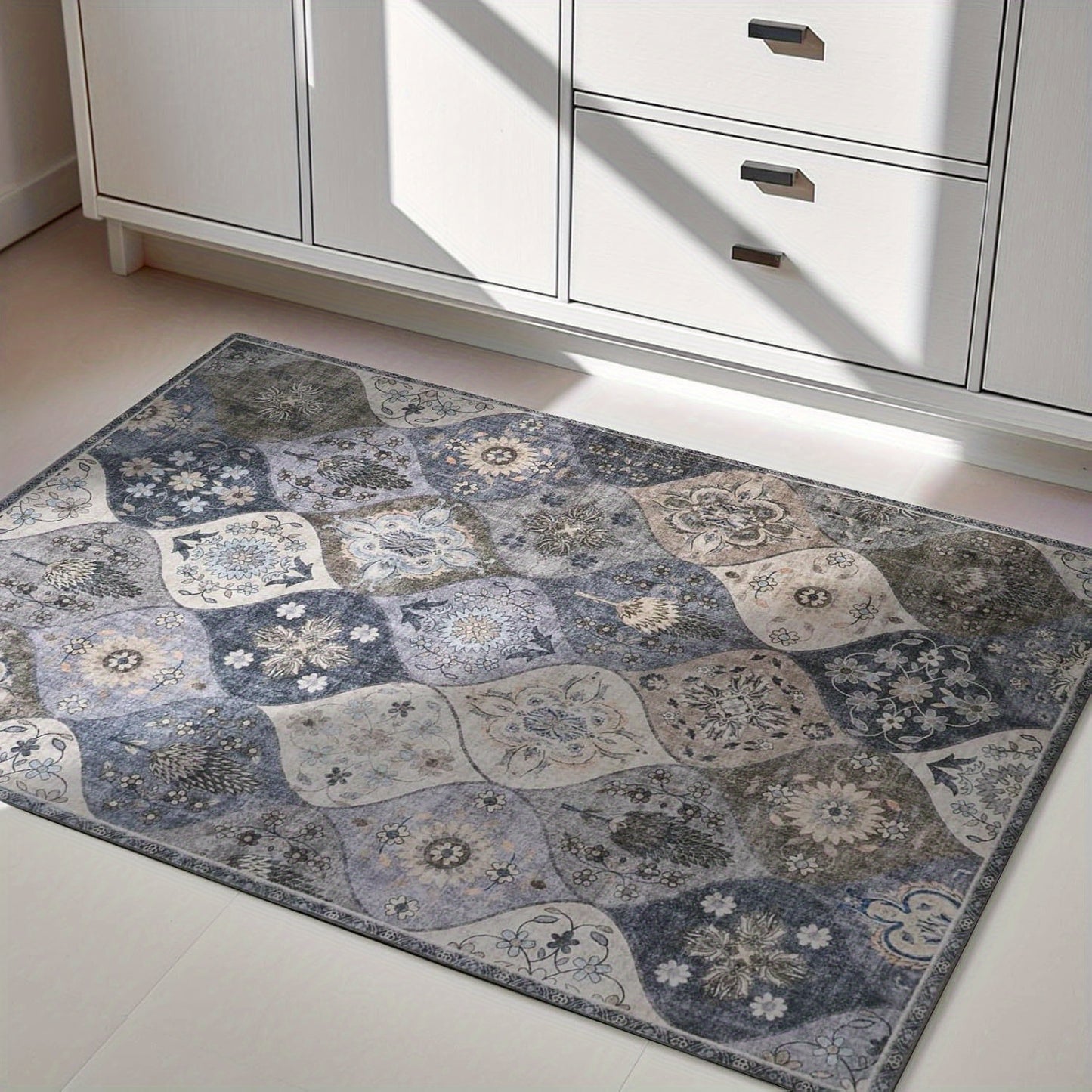 Moroccan Floral Area Rug, Entryway Rug Non-Slip Washable Small Rug, Ultra Soft Antique Print Vintage Distressed Low-Pile Indoor Door Mat Floor Carpet for Entrance Kitchen Bathroom Bedroom