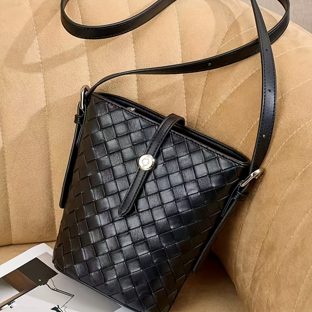 Woven New Bucket Bag Handmade Woven Bag, Niche High-end Women'S Summer Versatile Crossbody Bag, Simple, Lightweight