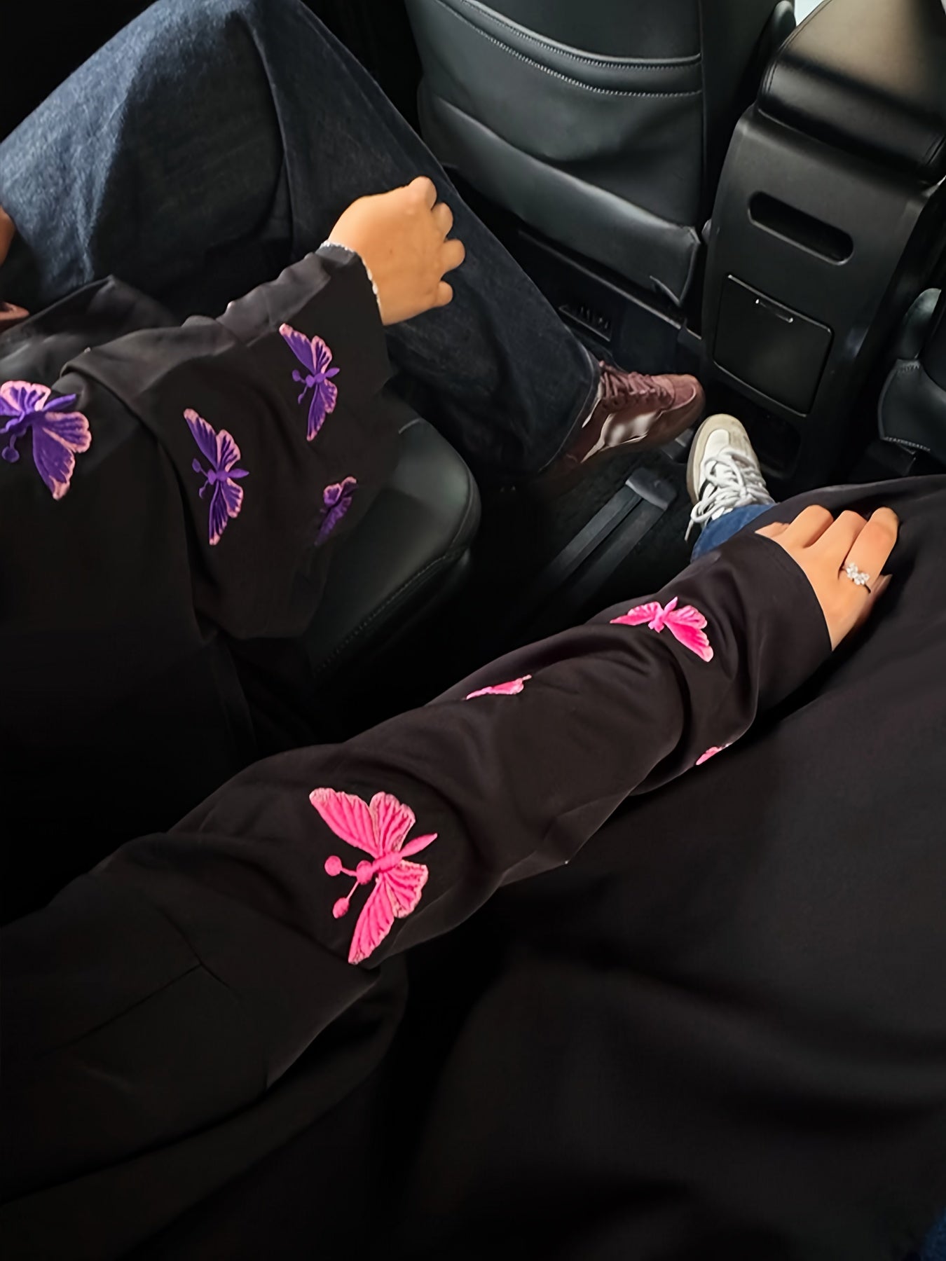 Oriental Women's Elegant Solid Color Embroidered Butterfly Batwing Sleeve Abaya, Saudi Dubai Loose Fit Black Satin Open Front Bathrobe, Casual Long Robe Dress 1pc Outerwear for Daily Wear and Festivals