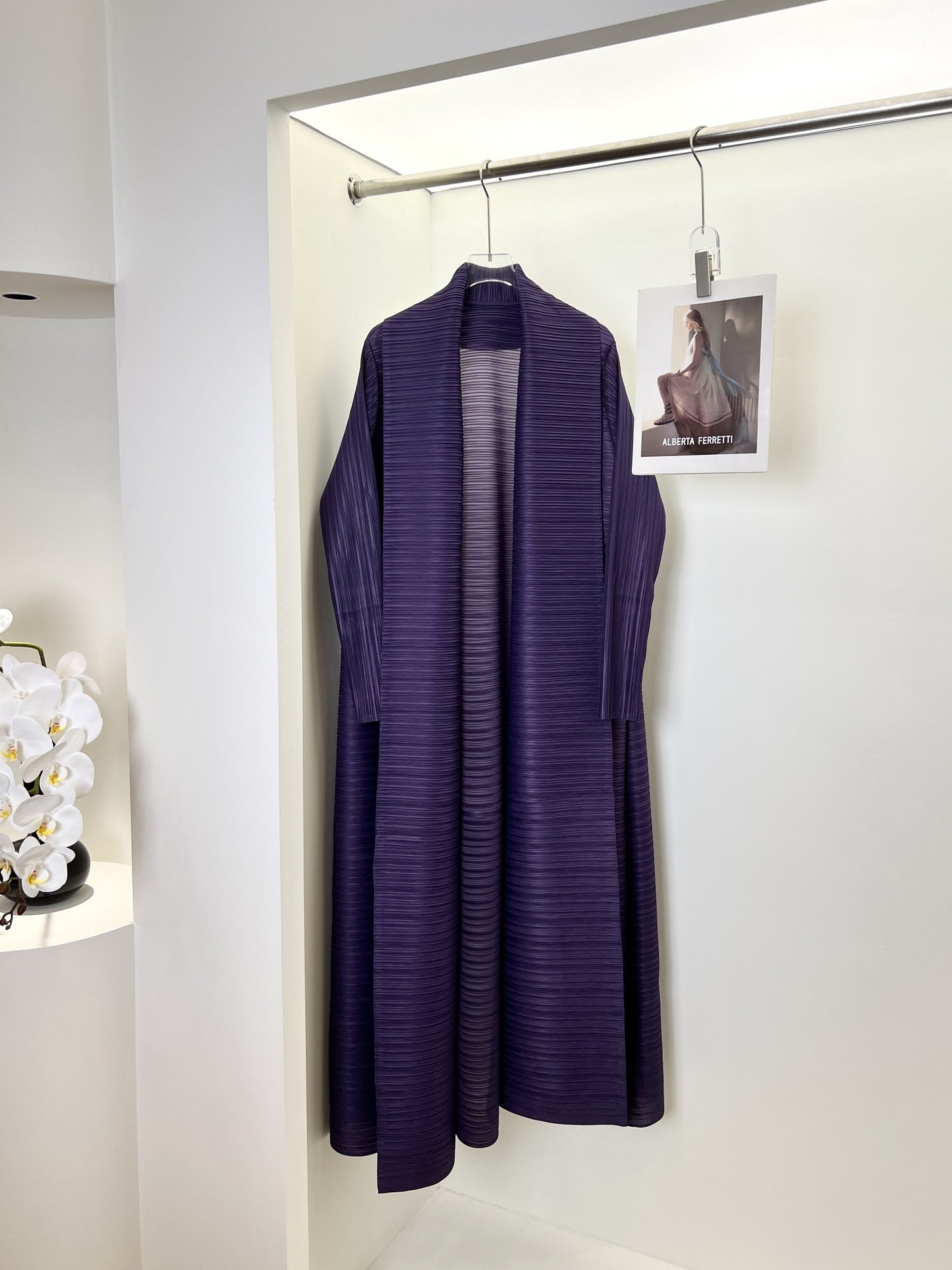 Elegant Pleated Arabic Abaya Robe - Modest Long Sleeve with Removable Adjustable Waist Belt, Solid Color Traditional Middle Eastern Wedding Guest Gown, Machine Washable