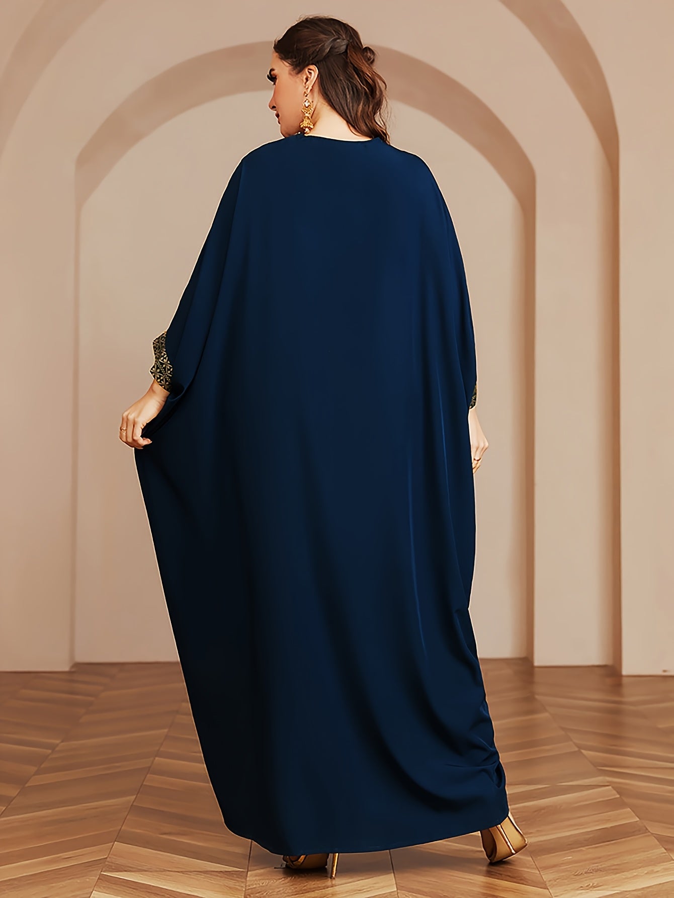 Polyester Long Kaftan | V-Neck Tribal Pattern Woven Non-Stretch, Middle East Golden Tassel, Batwing Sleeve Abaya, Plus Size, All Season