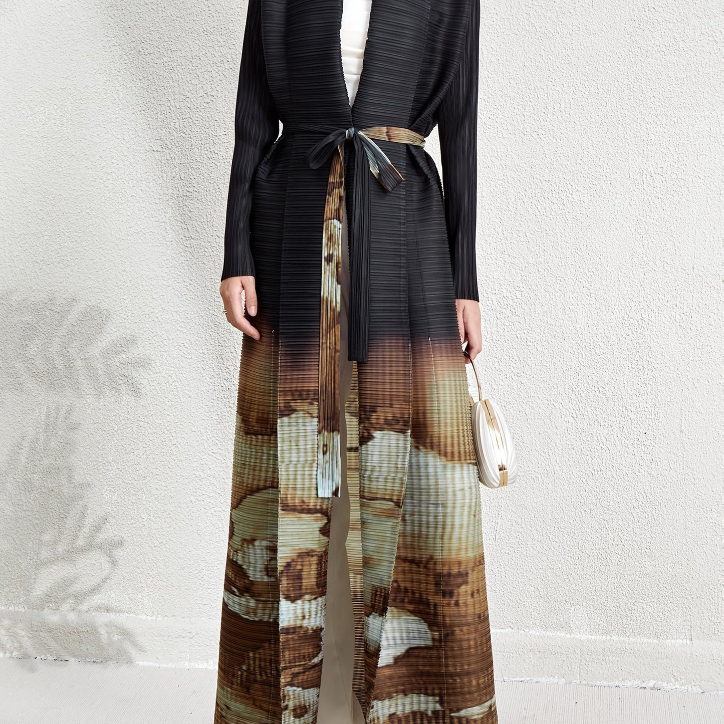Women's Plus Size Geometric Print Long Sleeve Abaya Dress - Black & White Pleated Cardigan with Belt, Casual Loose-Fit Maxi Wrap for All Seasons