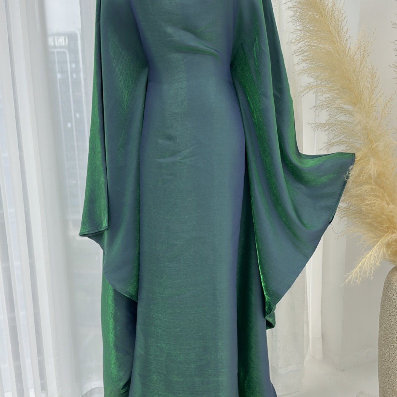 Plus Size, Women's Elegant Lavender Turkish Abaya Robe - Long Sleeve Floor-Length Party Dress with Princess Sleeves, Slim Fit All-Season Modest Gown for Dubai Events, Weddings