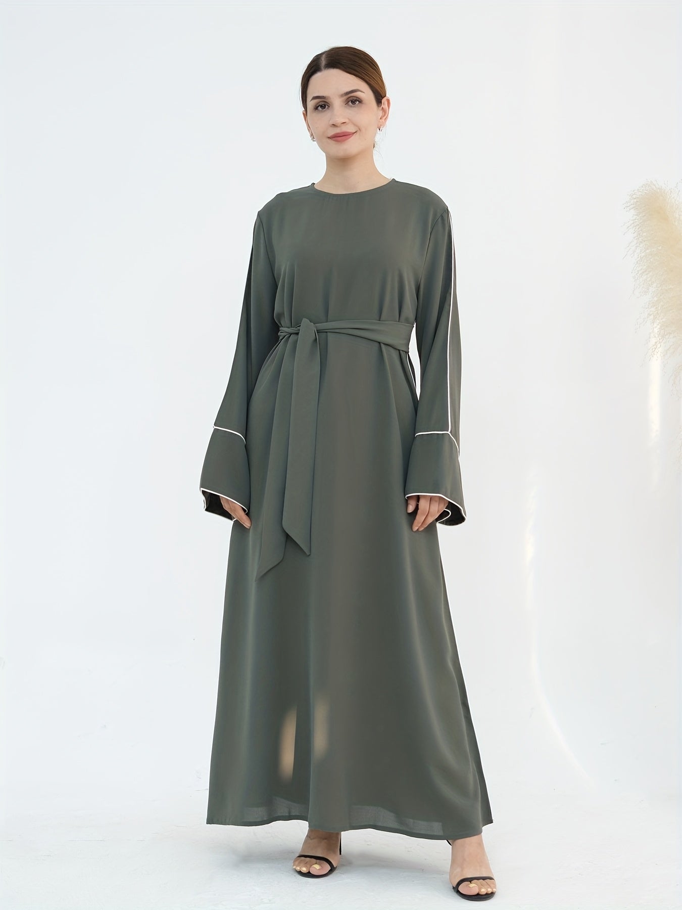Women's Stylish Solid Color Dubai Turkish Abaya with Lace-Up Waist - Long Robe with Belt, Sleeveless, Polyester, All-Season Wear, Casual Attire|Elegant Attire|Polyester Fabric
