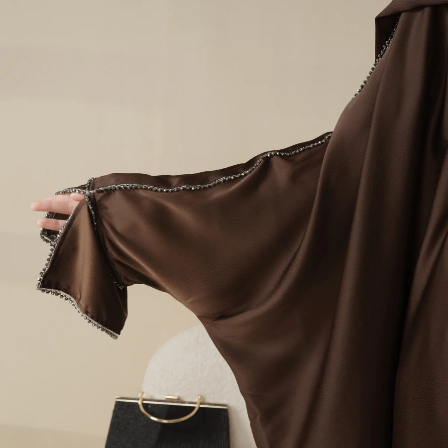Batwing Emirati Abaya with Matching Hijab | Batwing Sleeve Abaya – Elegant Middle Eastern Arab, Islamic Style Shawl Robe Dress for Women, Long Skirt, Ramadan Prayer Outfit