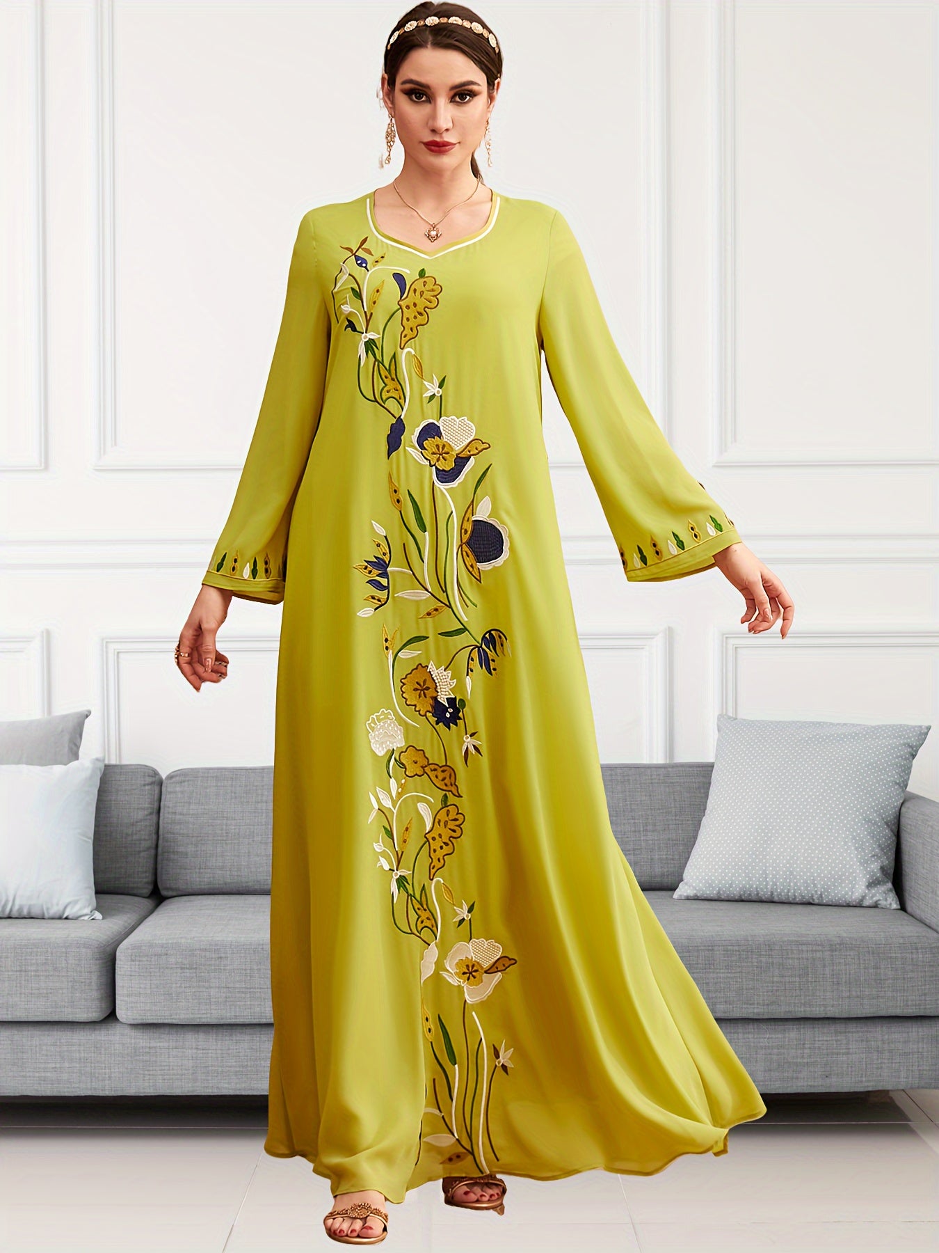 Elegant Embroidered Long Sleeve Maxi Baju Abaya - Polyester, Machine Washable, Non-Stretch Fabric for Women