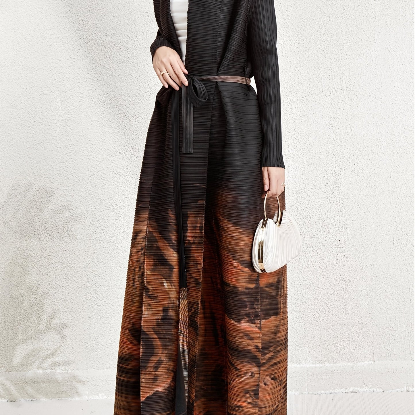 Women's Plus Size Geometric Print Long Sleeve Abaya Dress - Black & White Pleated Cardigan with Belt, Casual Loose-Fit Maxi Wrap for All Seasons