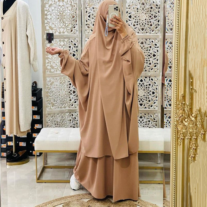 Plus Size, Women's 2pcs Islamic Abaya Prayer Dress & Hijab Set - Modest Turkish Kaftan with Long Flowing Batwing Sleeves, Boat Neck & Full Coverage, Loose Floor-Length Dress in Beige