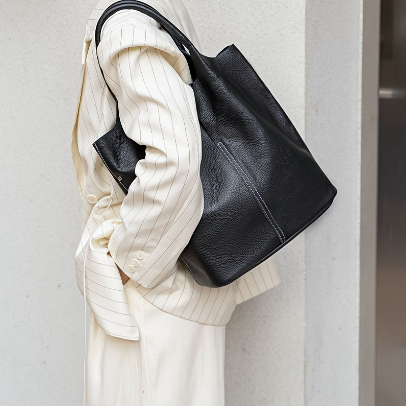 Leather Women’s Tote Bag – Stylish Large Capacity Bucket Bag for Everyday Use
