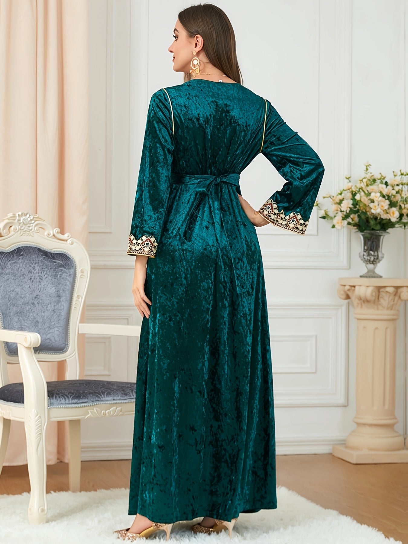 Women's Muslim Velvet Embroidered Abaya with Long Sleeves, V-Neck Moroccan Party Kaftan, Turkish Arabic Maxi Dress.