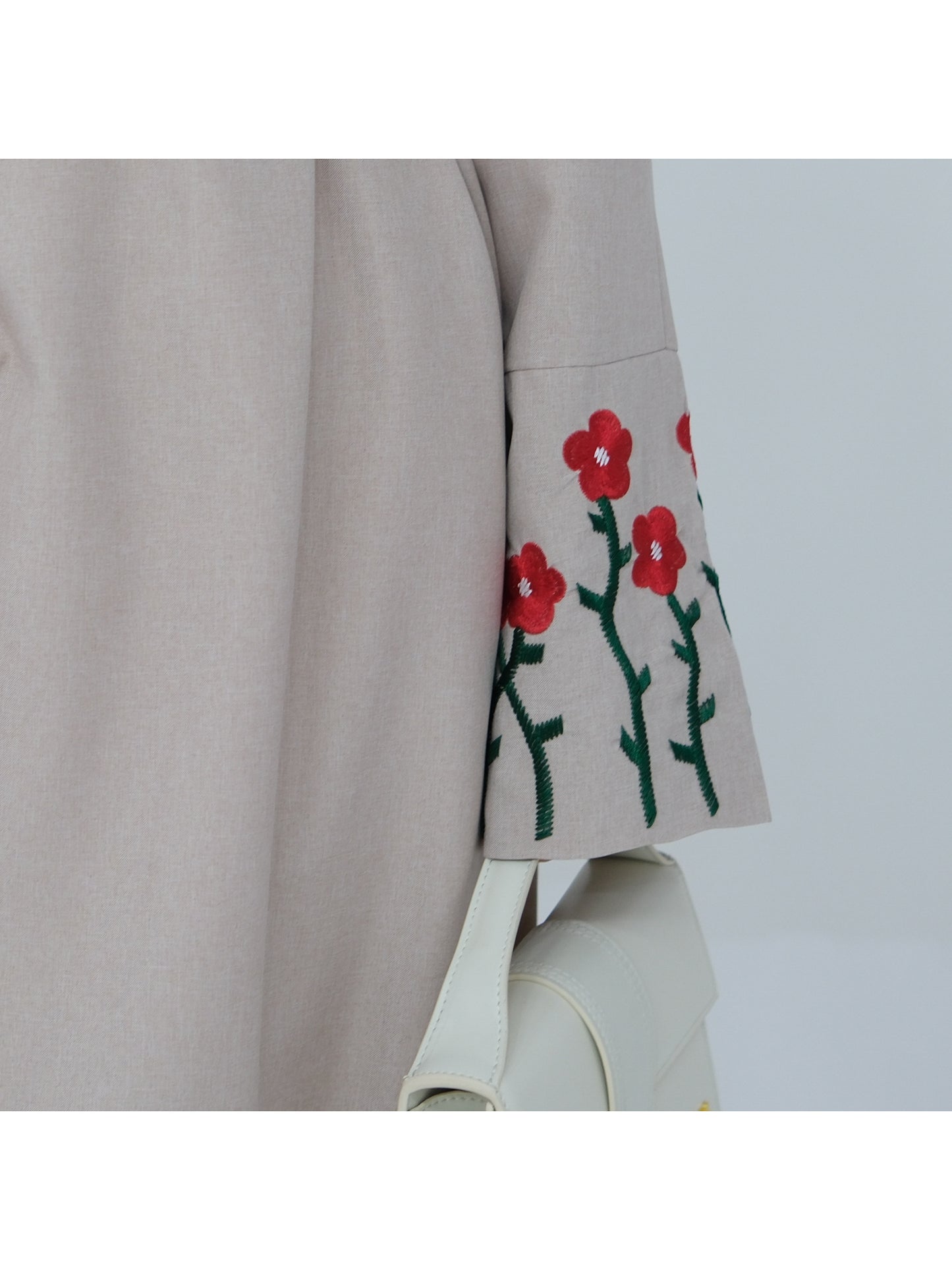 Women's Arabic/Turkish Abaya Dress - Long robe with Red Floral embroidery, Beige wedding & Everyday Islamic gown, Machine Washable Middle Eastern Turkish Abaya for Women, Modest Apparel