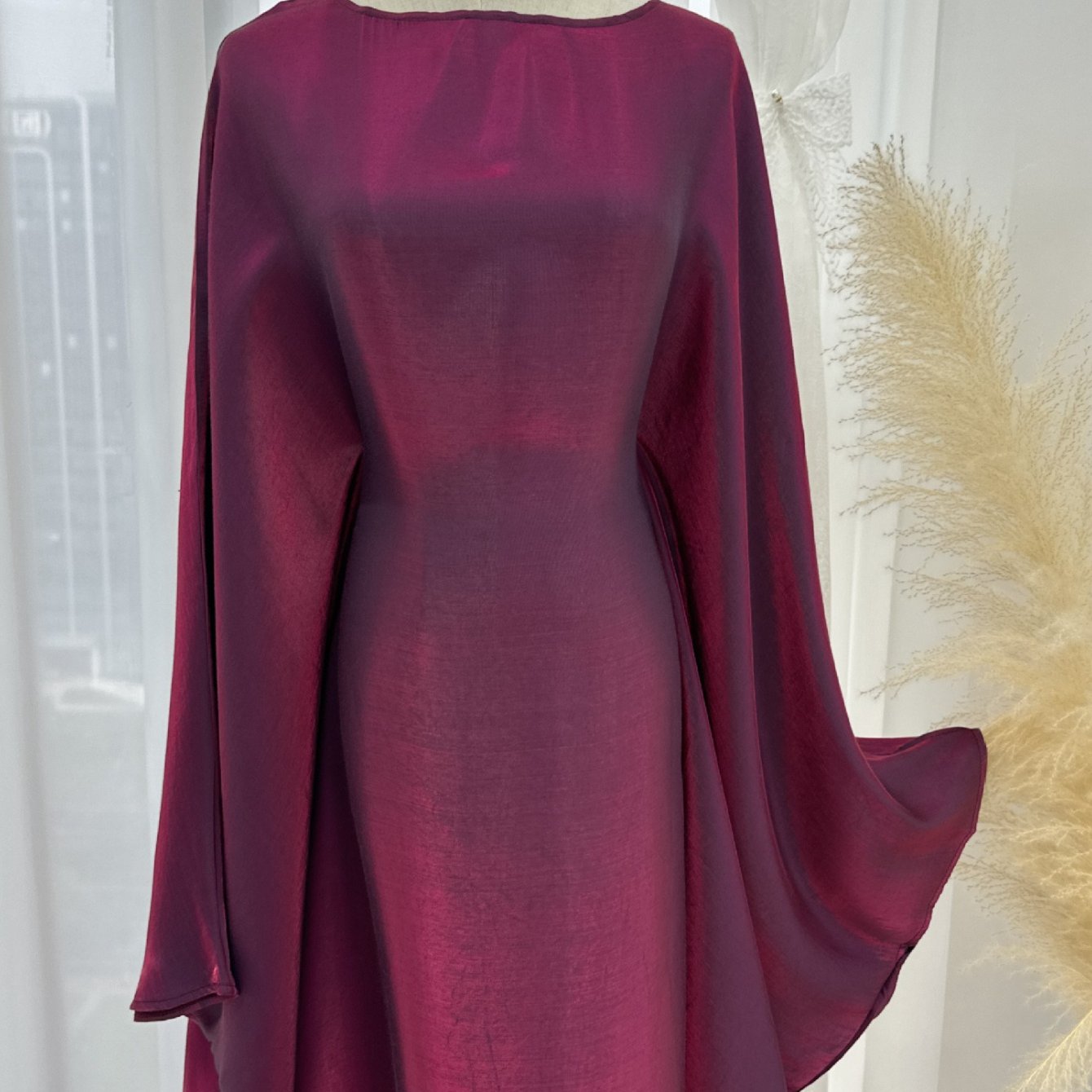 Plus Size, Women's Elegant Lavender Turkish Abaya Robe - Long Sleeve Floor-Length Party Dress with Princess Sleeves, Slim Fit All-Season Modest Gown for Dubai Events, Weddings