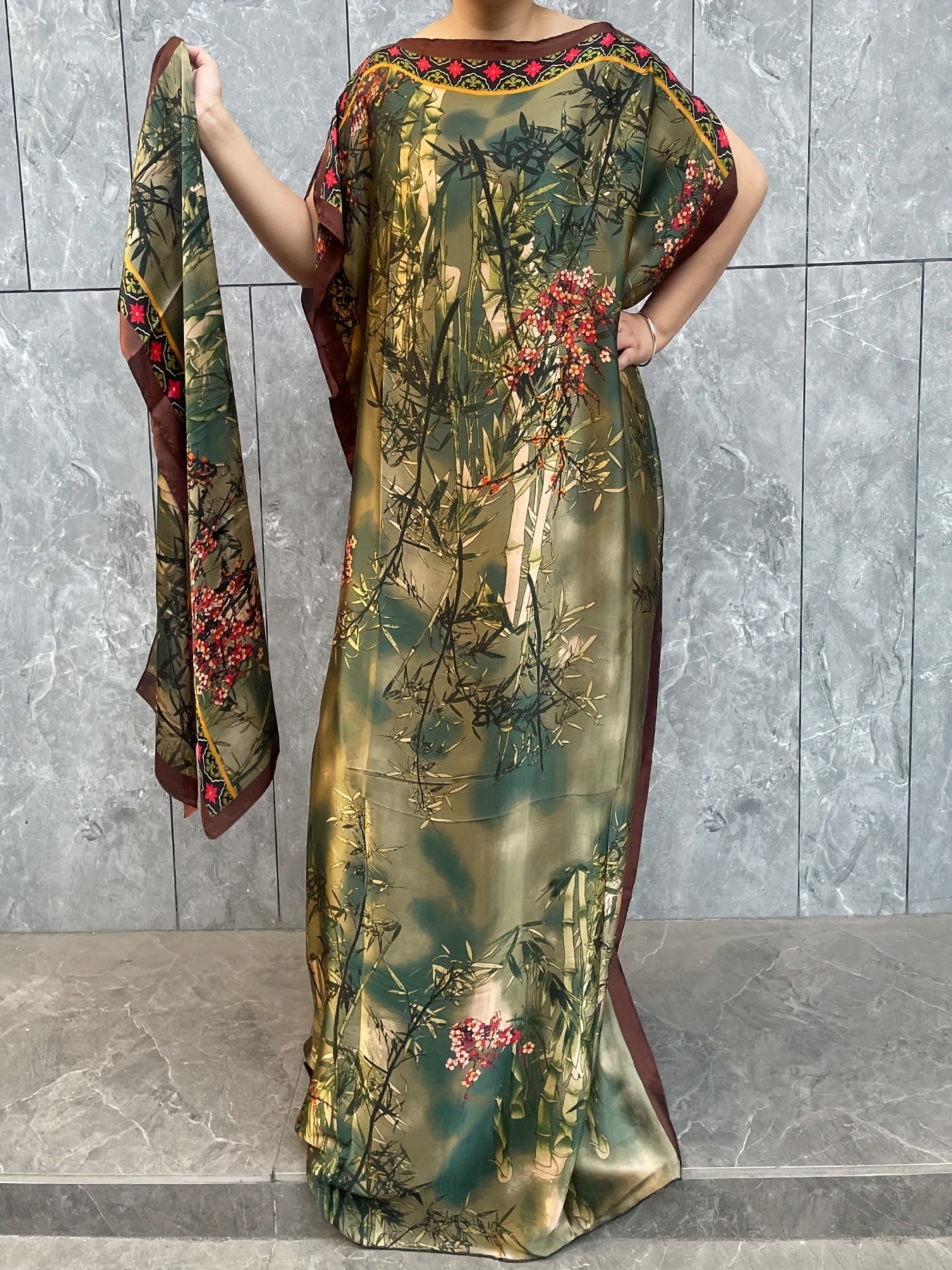 Elegant Plus Size Women's Batwing Sleeve Maxi Kaftan Abaya | All-Over Floral Print, Flowy Loose Fit, Breathable Lightweight Fabric, H-Line Silhouette for Beach, Summer