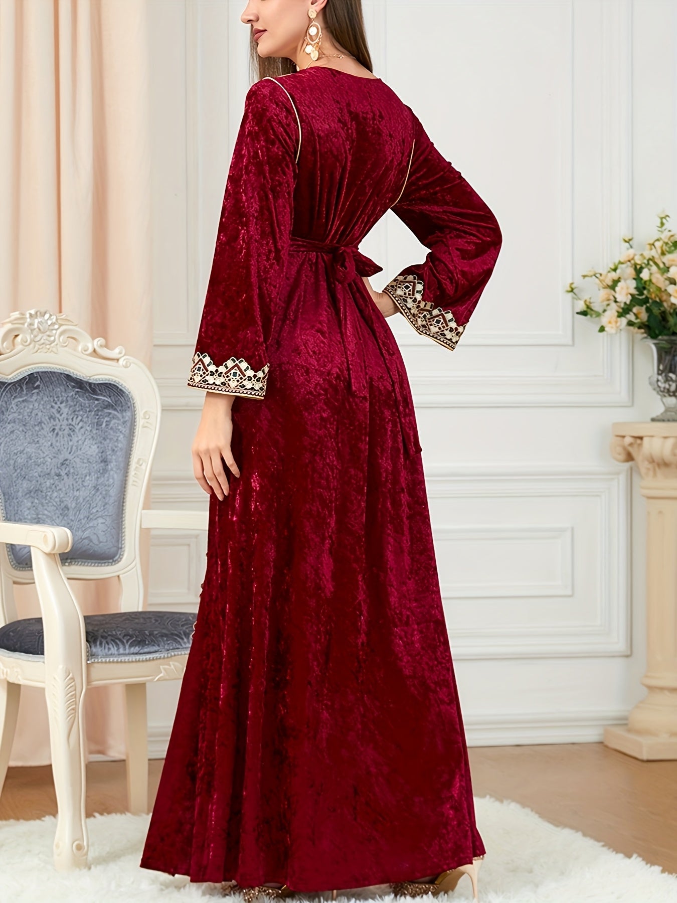Women's Elegant Velvet Embroidery Abaya Kaftan - Long Sleeve V-Neck with Adjustable Waist Belt, A-Line Silhouette & Flared Hem for Modest Moroccan Turkish Arab Style