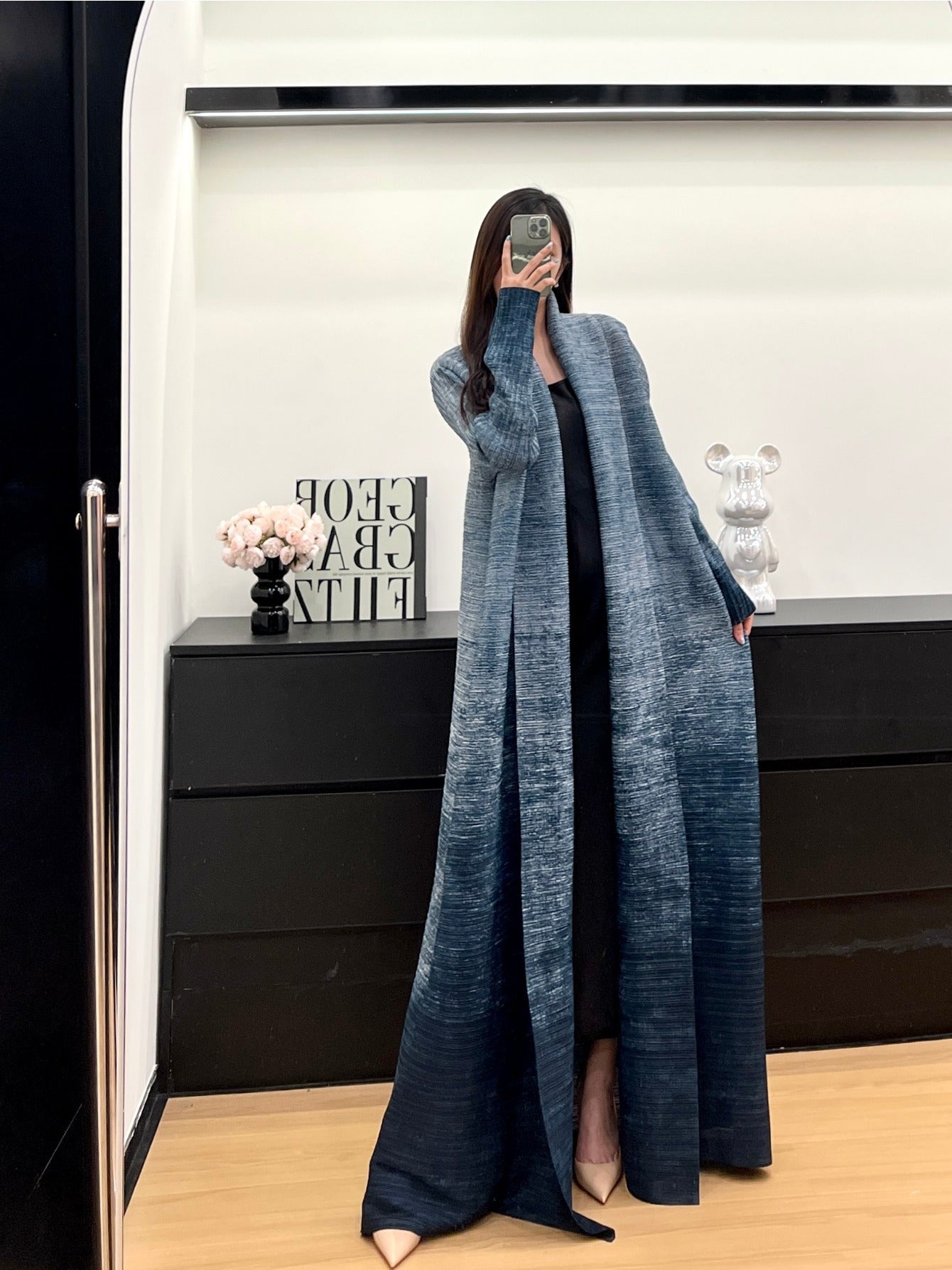 Women's Vintage-Inspired Geometric Print Long Robe Abaya with Tie Waist - Loose Fit, High Stretch, Blue & Black Design, Perfect for Spring/Summer/Fall Festivals