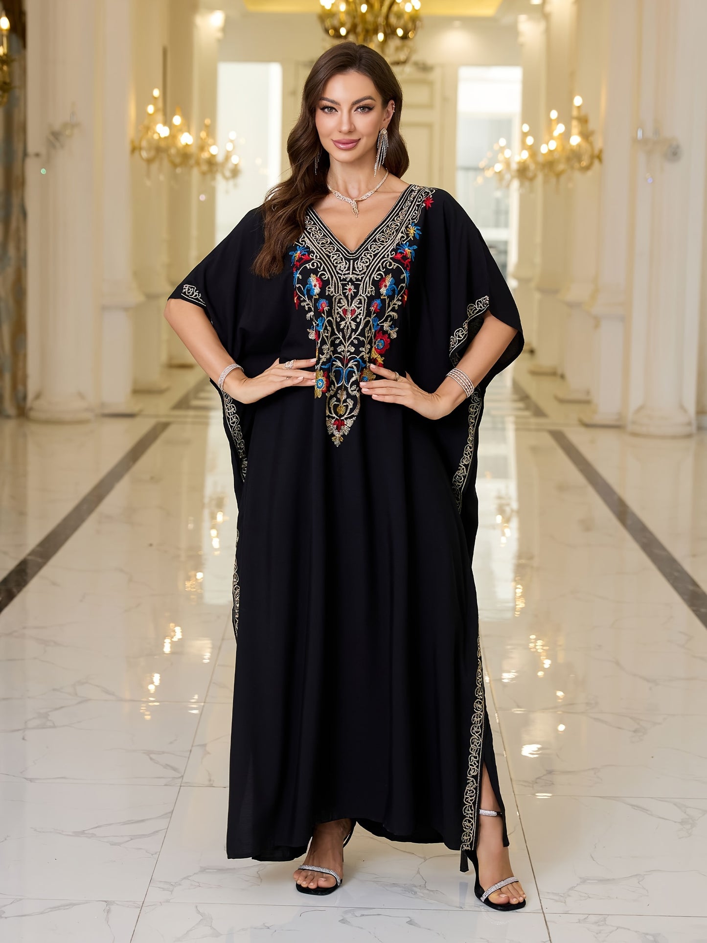 EDOLYNSA Ramadan Flowy Kaftan Gown with a V-Neck, Featuring Vibrant, Batwing Sleeves, Side Slits, And a Chic Design, Perfect for Large Sizes As a Resort Robe Or a Casual And Comfy Beach Cover-Up for Bikinis, Model Q1761.