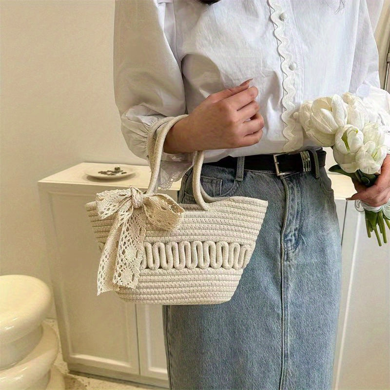 Handbag Women's Straw Basket Handmade Bag Holiday Picnic Spring Trip Photo Beach Bag Single Shoulder Woven Small Bag Elegant Lady