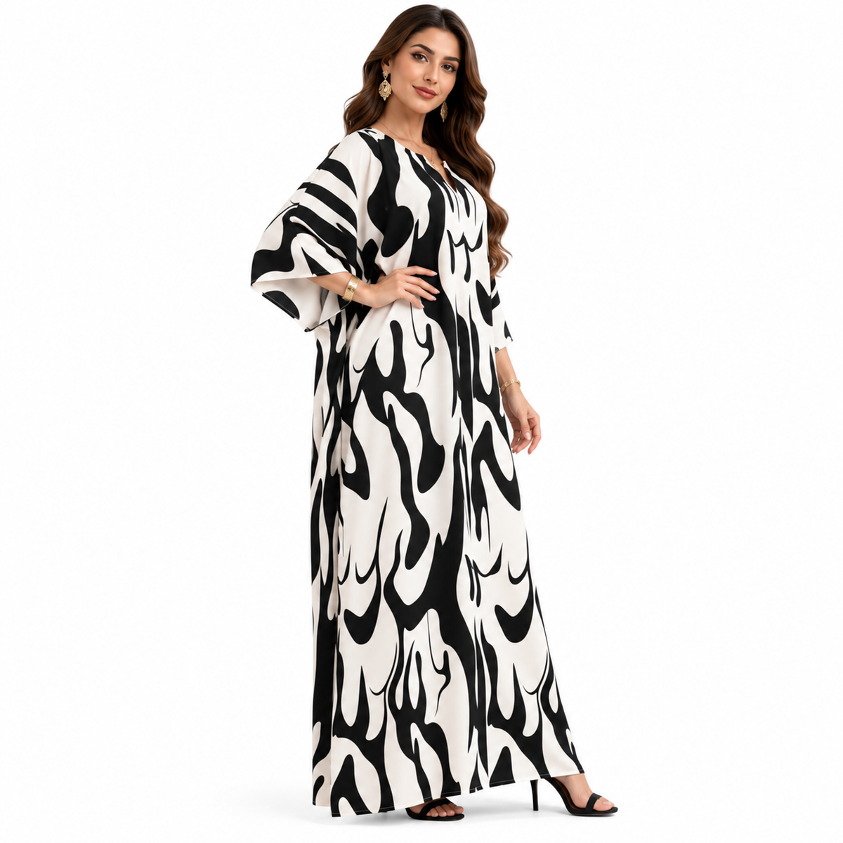 Abstract Monochrome Flowing Women’s Baju Kaftan