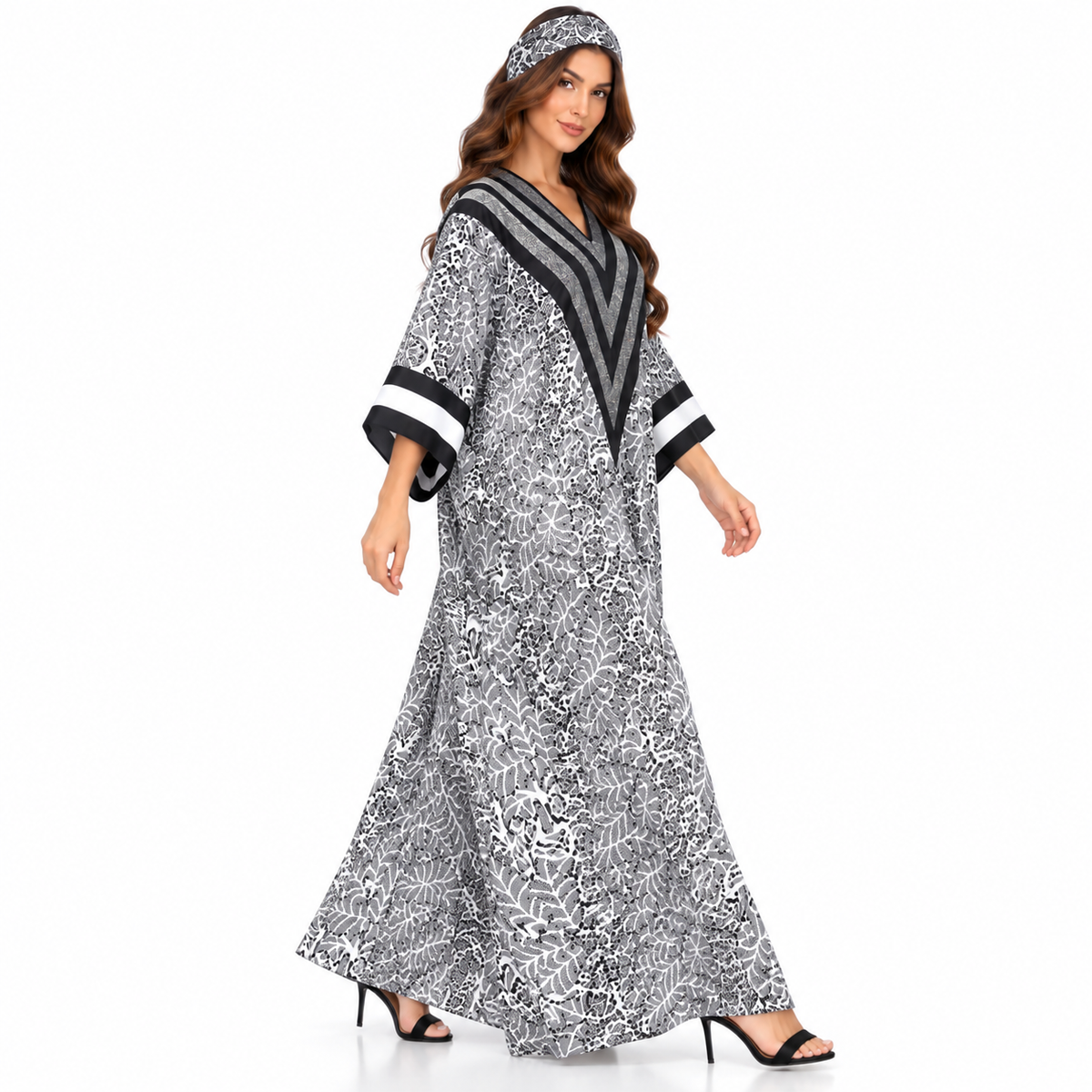 Monochrome Shimmer Chevron Print Baju Kaftan