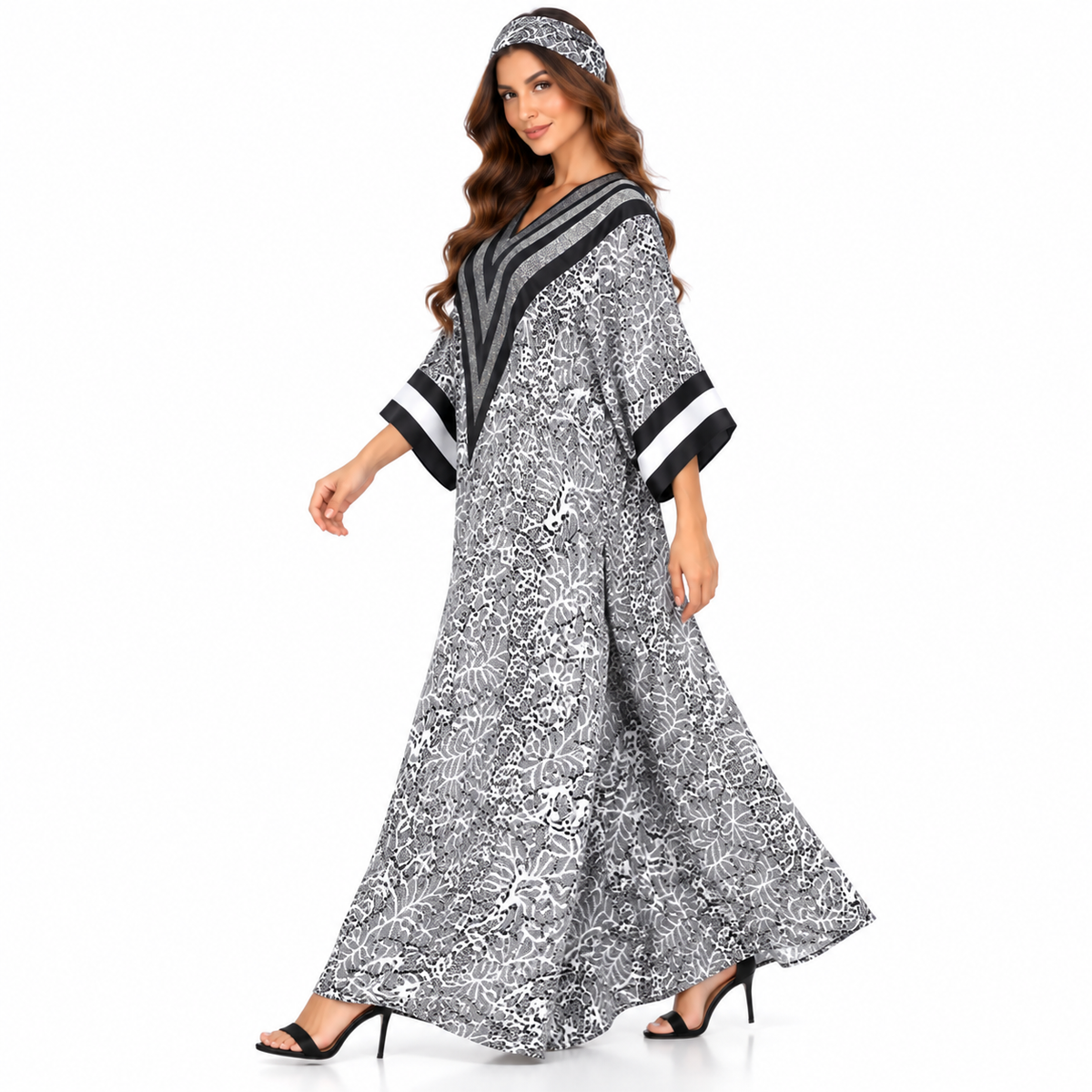 Monochrome Shimmer Chevron Print Baju Kaftan