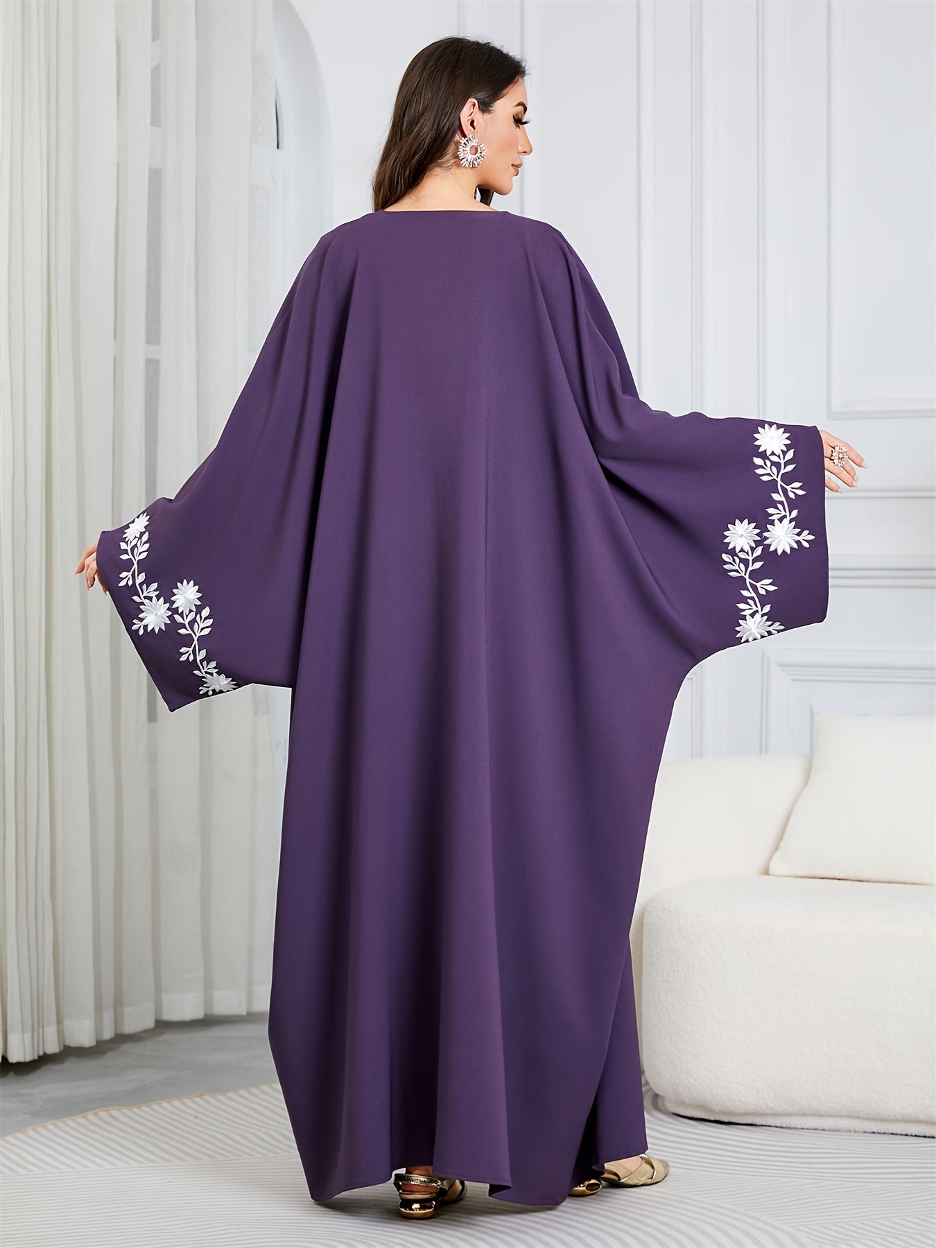 Purple & White Elegant Dubai Floral Open Abaya Hijab Set - Kaftan Dress with Batwing Sleeves, Loose Fit for Women | All Seasons, Floral Design, Texture
