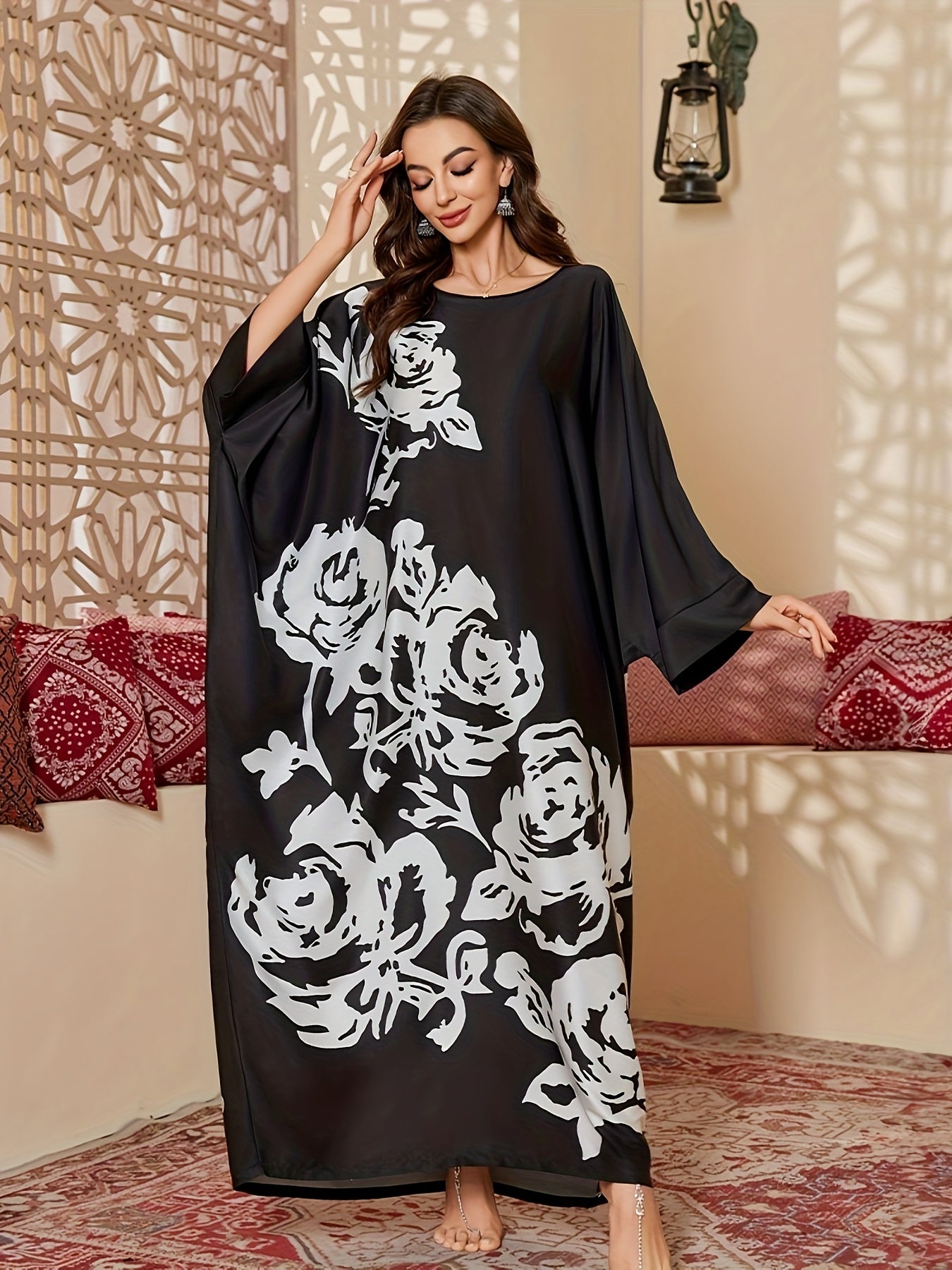 Middle Eastern  Festival Women's Printed Cover-Up Robe Gift, Elegant and Comfortable One-Size Sleep Robe