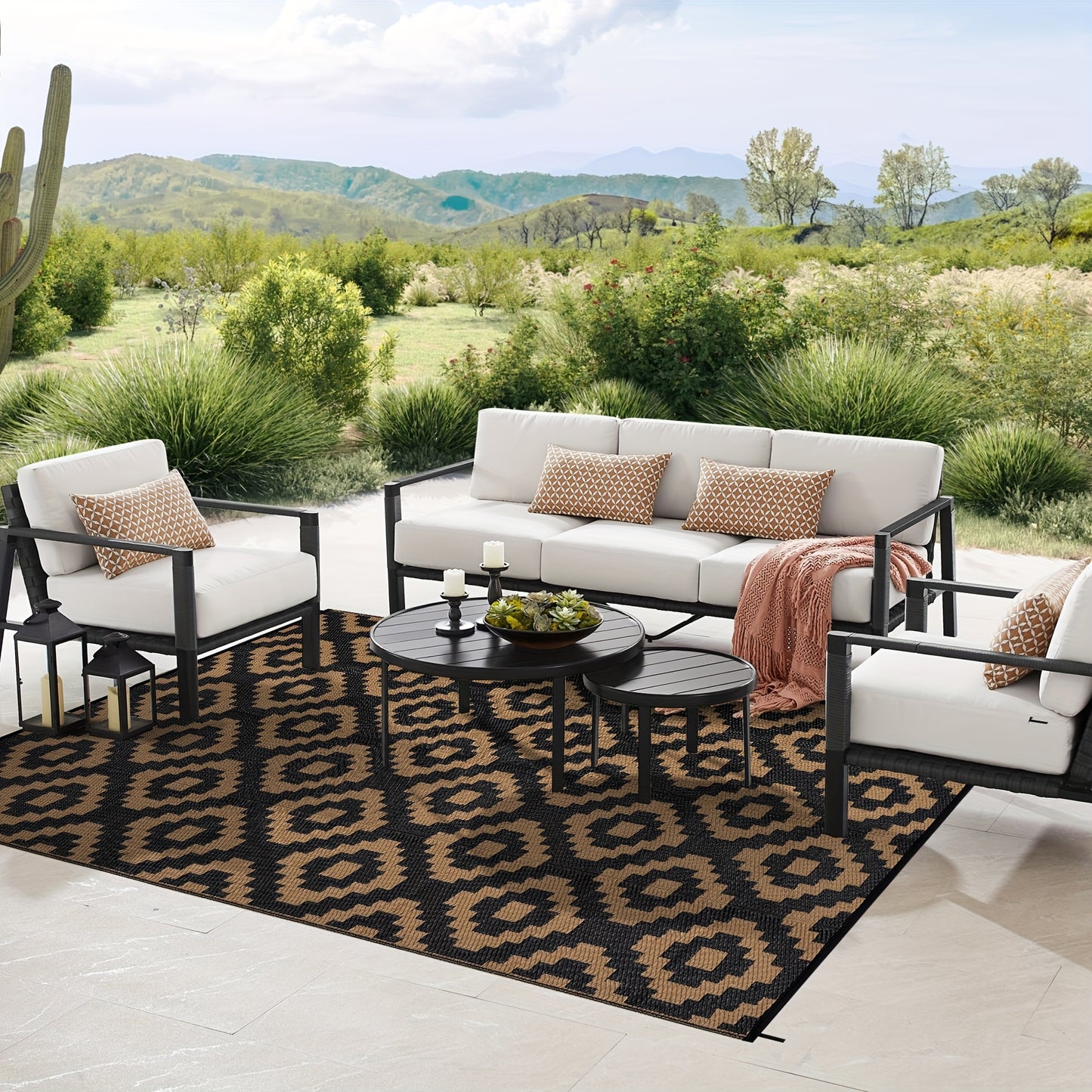 1pc Outdoor Reversible Erasable Area Rugs For Garden Backyard Large Portable Carpet Lightweight Plastic Straw Rug For Camping Foldable Easy Care Picnic Mat Modern Geometric Rugs RV Patio Auto Decor Black And Brown