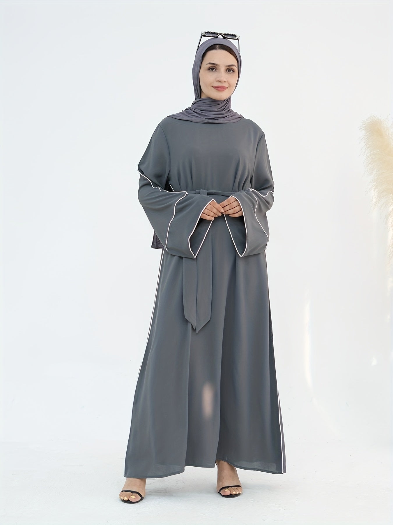 Women's Stylish Solid Color Dubai Turkish Abaya with Lace-Up Waist - Long Robe with Belt, Sleeveless, Polyester, All-Season Wear, Casual Attire|Elegant Attire|Polyester Fabric
