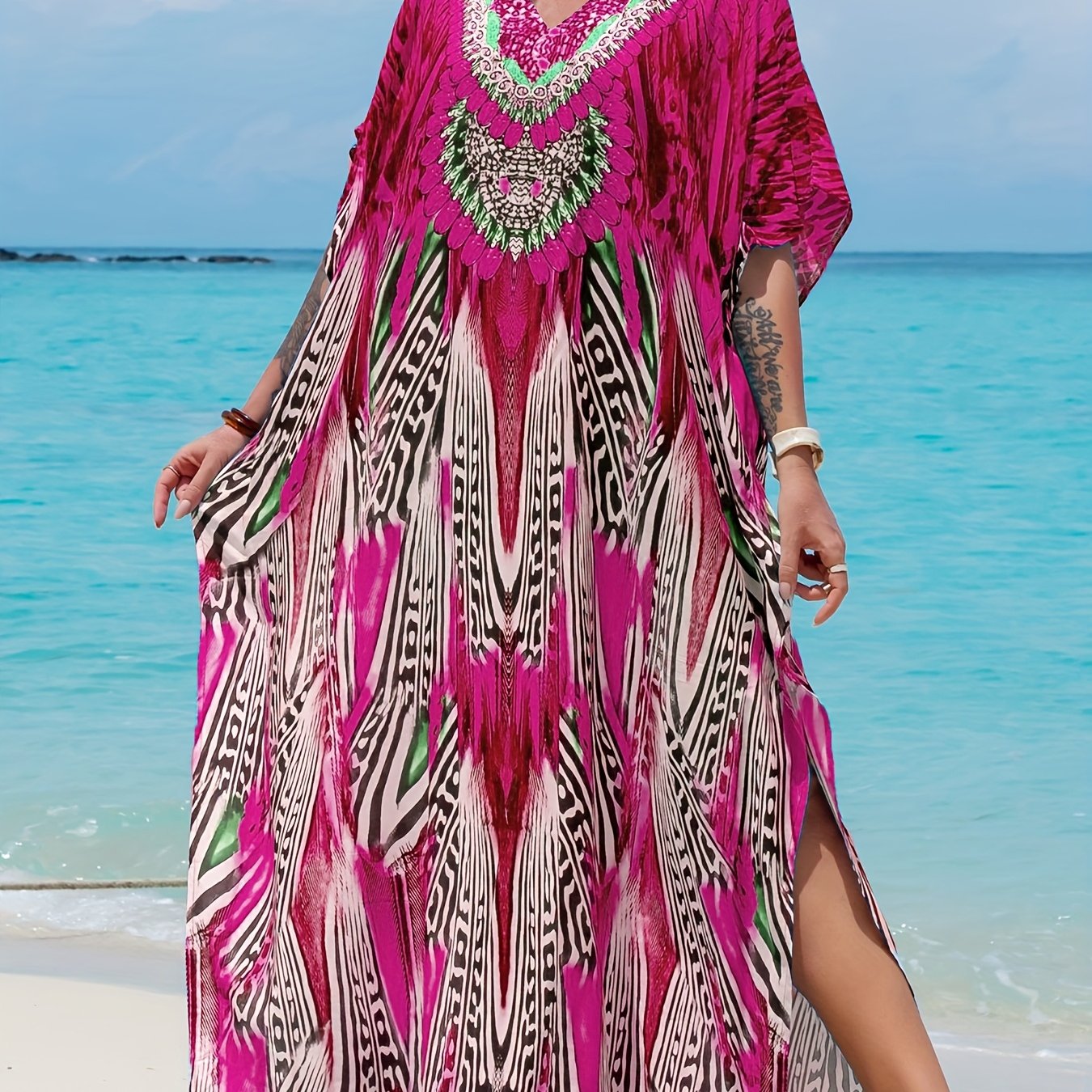 Elegant V-neck Batwing Sleeve Kaftan Abaya - Graphic Print, Maxi Length, Flowy Fit - Perfect for Ramadan and Special Occasions