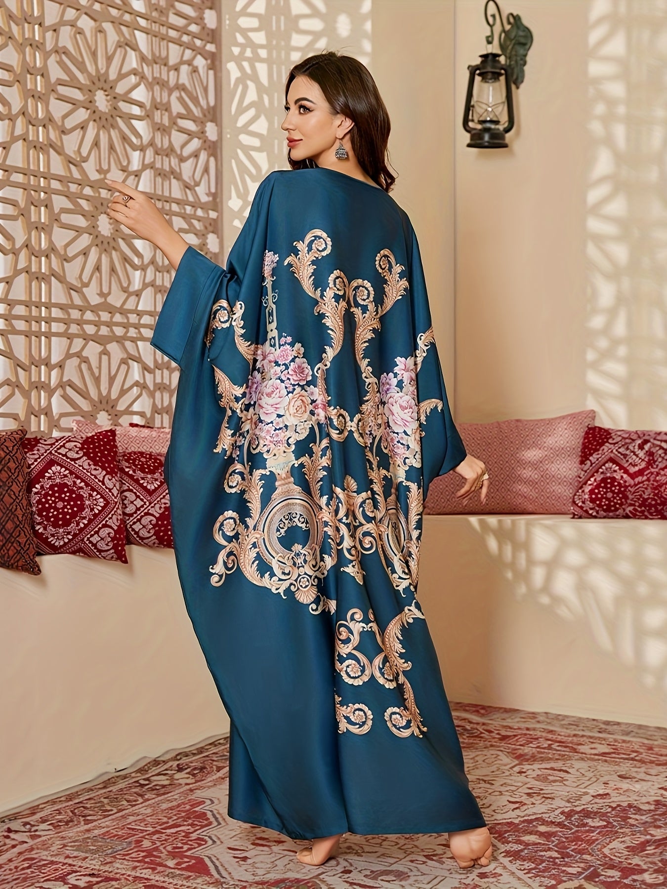 Middle Eastern  Festival Women's Printed Cover-Up Robe Gift, Elegant and Comfortable One-Size Sleep Robe