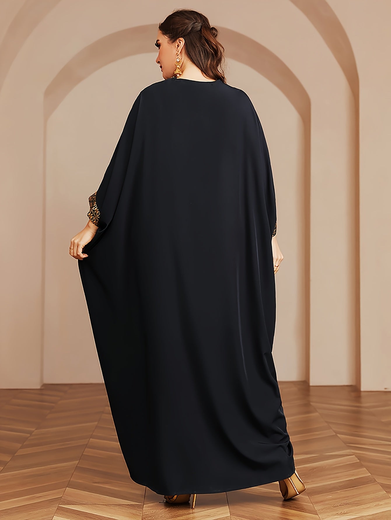 Polyester Long Kaftan | V-Neck Tribal Pattern Woven Non-Stretch, Middle East Golden Tassel, Batwing Sleeve Abaya, Plus Size, All Season