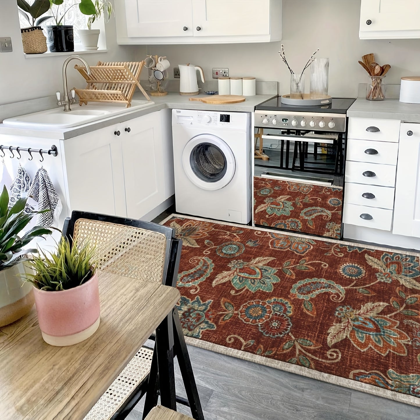 Vintage Non Slip Throw Area Rug, Floral Washable Entryway Rugs Indoor, Soft Paisley Bedroom Rug Bath Mat, Distressed Floor Chair Carpet For Living Room Entrance Dorm RV, Red