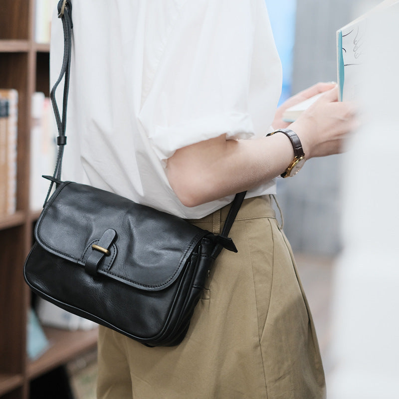 Japanese-Style Vintage Crossbody Shoulder Bag - Genuine Leather with Adjustable Strap & Golden-Tone Clasps, Zipper Closure, Polyester Lining