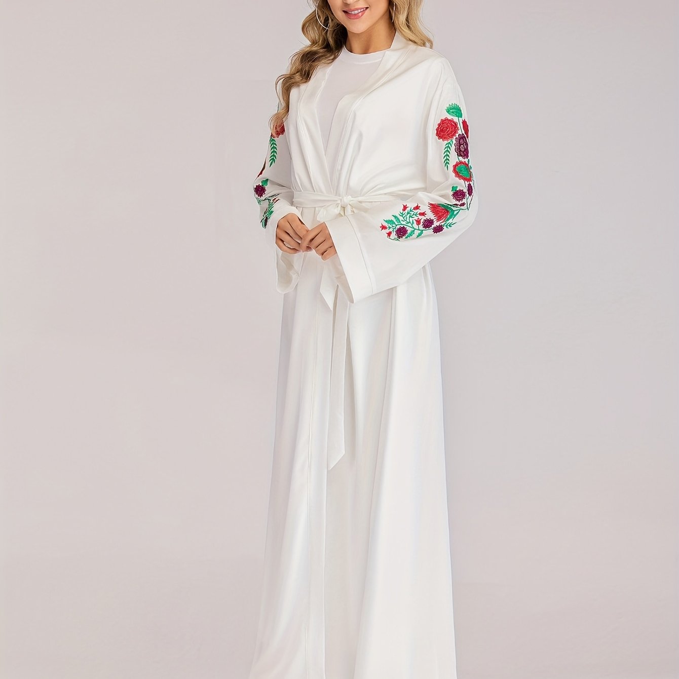 Women's Elegant Islamic Emirati Abaya Robe - Long Sleeve Islamic Dress with Belt, Black with Floral pattern, Lightweight Non-Stretchy Fabric for Everyday & Ramadan