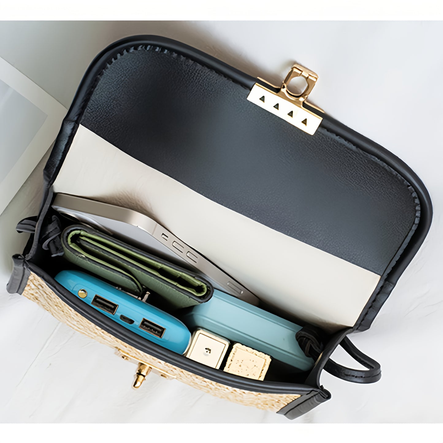 Women's WCrossbody Bag | New Summer Straw Bags, Travel Essentials, Beach Bag, Cosmetic Bag, Lightweight, Fashionable, And High-end