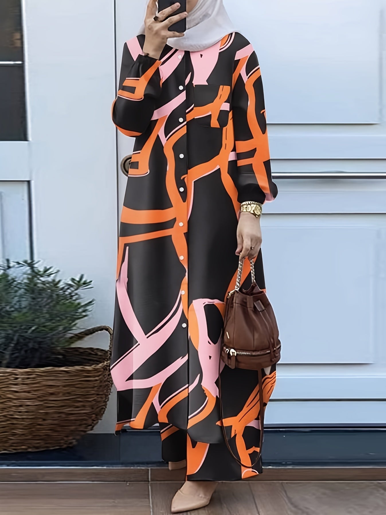 Elegant Geometric Print Pakistani Abaya with Long Sleeves and Button Front - Stylish Muslim Fashion, All-Season Wear, Pants and Top Set, Allseason Abaya|Geometric Print Abaya|Long Sleeve Top