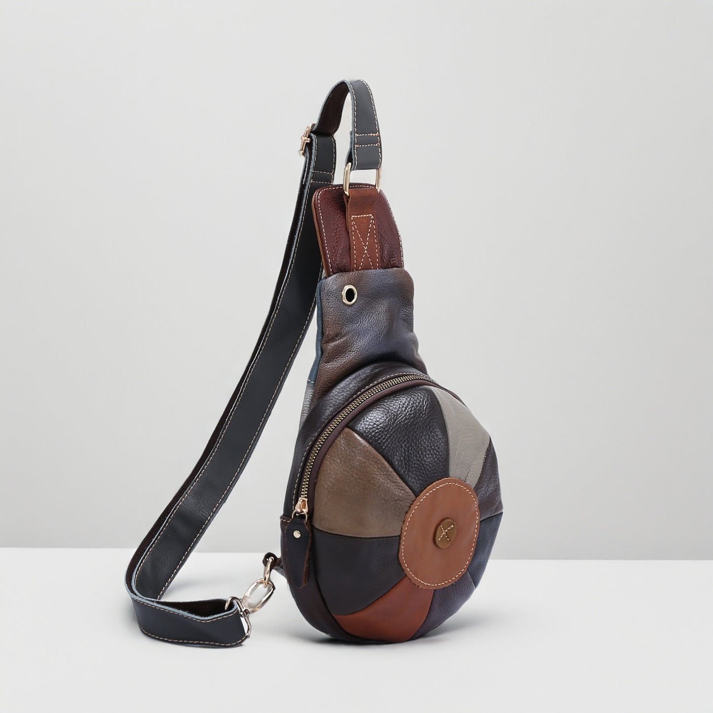 Leather Women's Sling Bag - Trendy Stitching Design, Outdoor Headphone Jack & Shoulder Strap - For Women - Suitable for Casual & Outdoor Activities