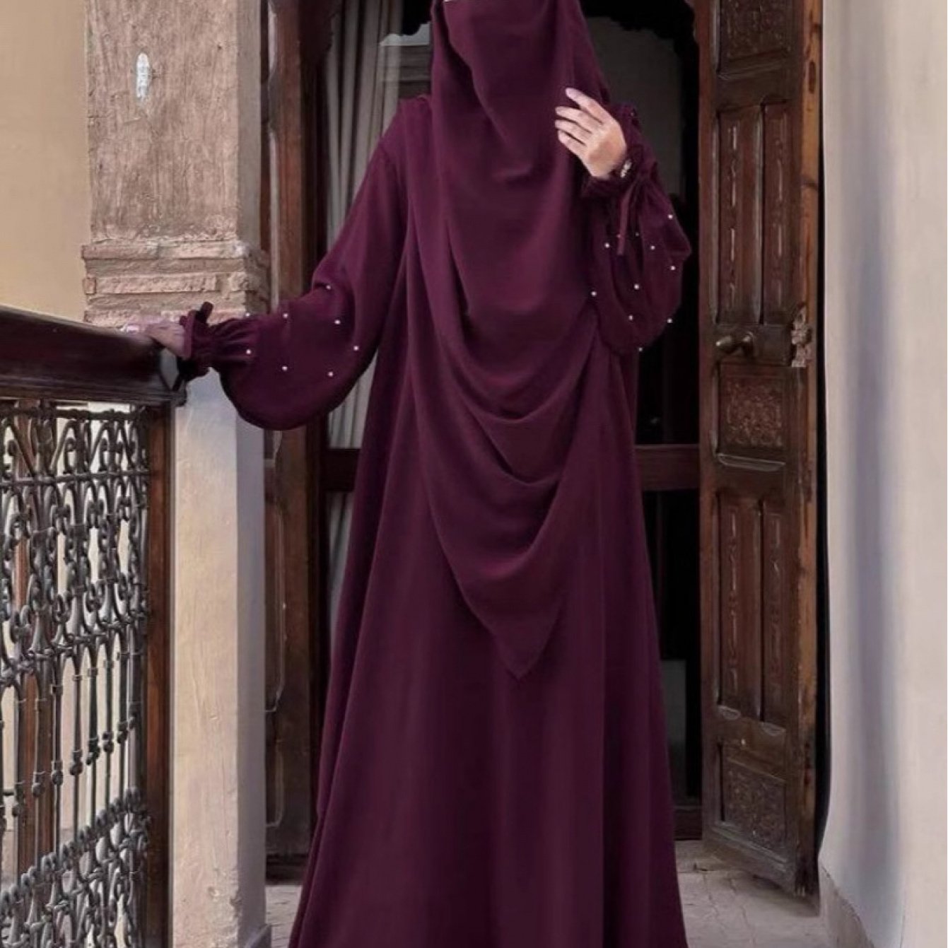 Middle Eastern Solid Color Women's Arabic Abaya with Pearl Sleeves and Long Scarf Set, Perfect for Daily Wear, Travel, and Ramadan Prayers