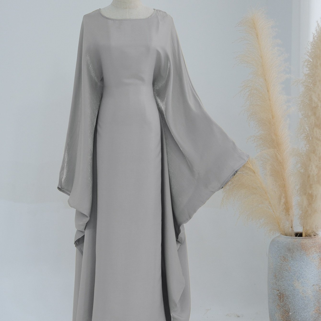 Plus Size, Women's Elegant Lavender Turkish Abaya Robe - Long Sleeve Floor-Length Party Dress with Princess Sleeves, Slim Fit All-Season Modest Gown for Dubai Events, Weddings